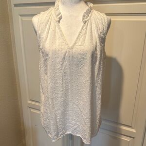 EUC Cloth & Stone White Sleeveless Ruffle Blouse